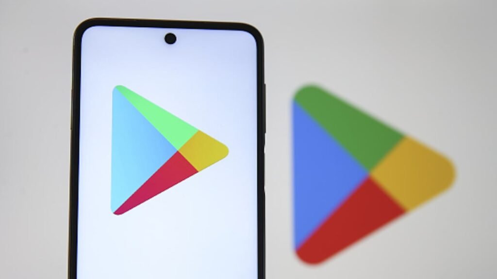 Google Play Store  Now Allows Users To Download Up To Three Apps Same Time.
