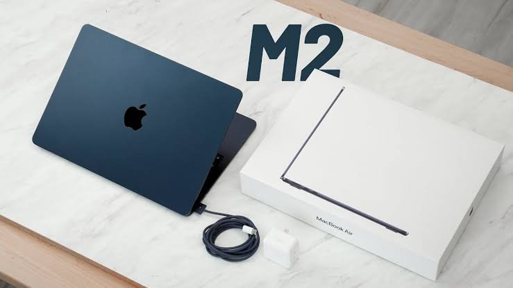 MacBook Air M2: Features, Specifications, and Why It’s still a Game-Changer