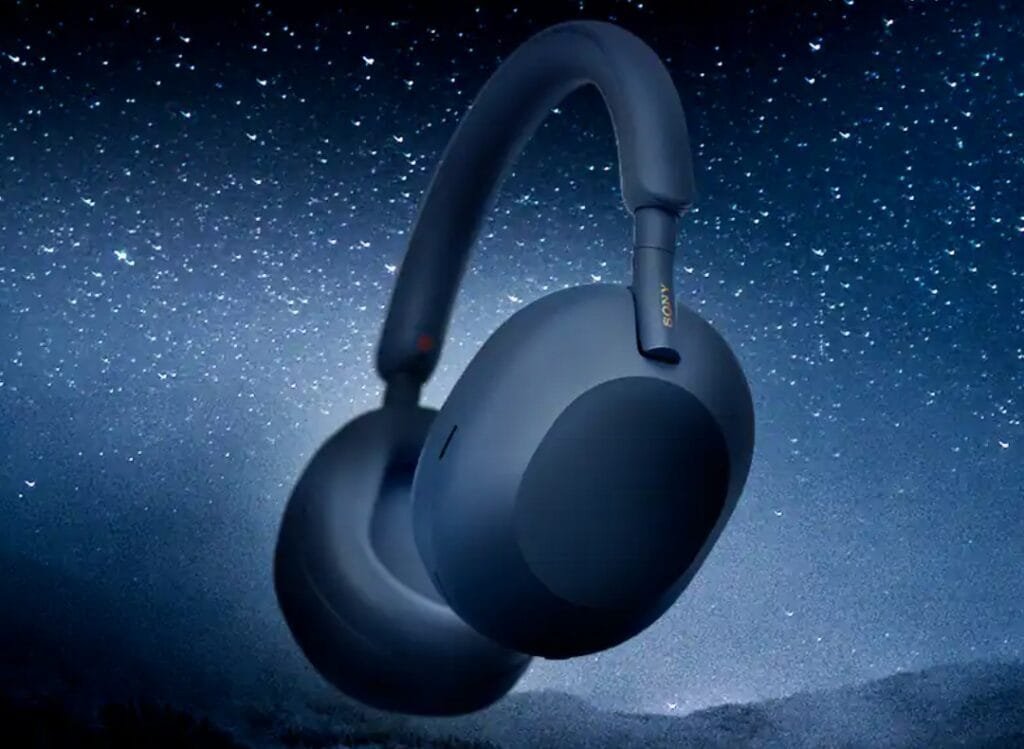 Best Noise Canceling Headphones for Travelers in 2025