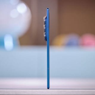 A side view of the Galaxy Z Fold7 showing its slim profile.